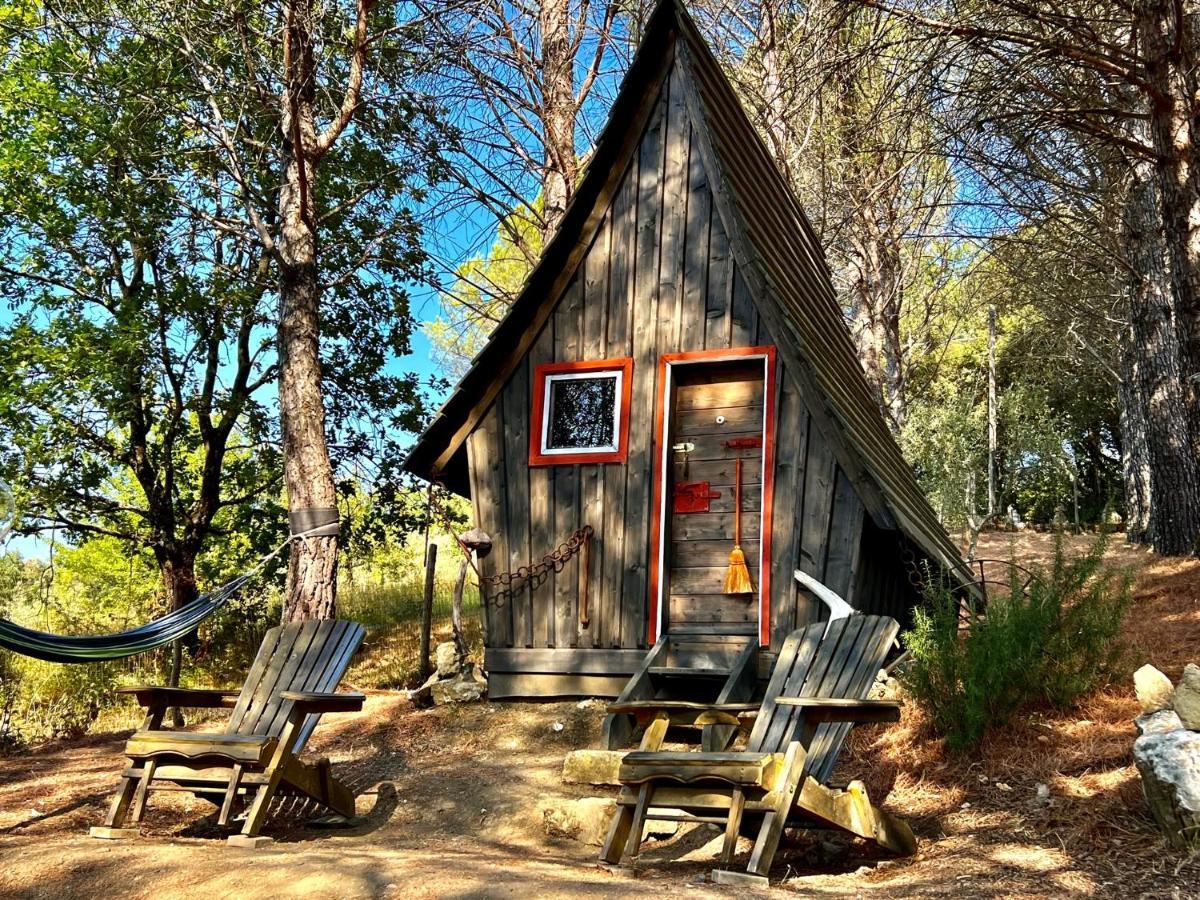 Agriturismo Pereti 로카테데리기 외부 사진