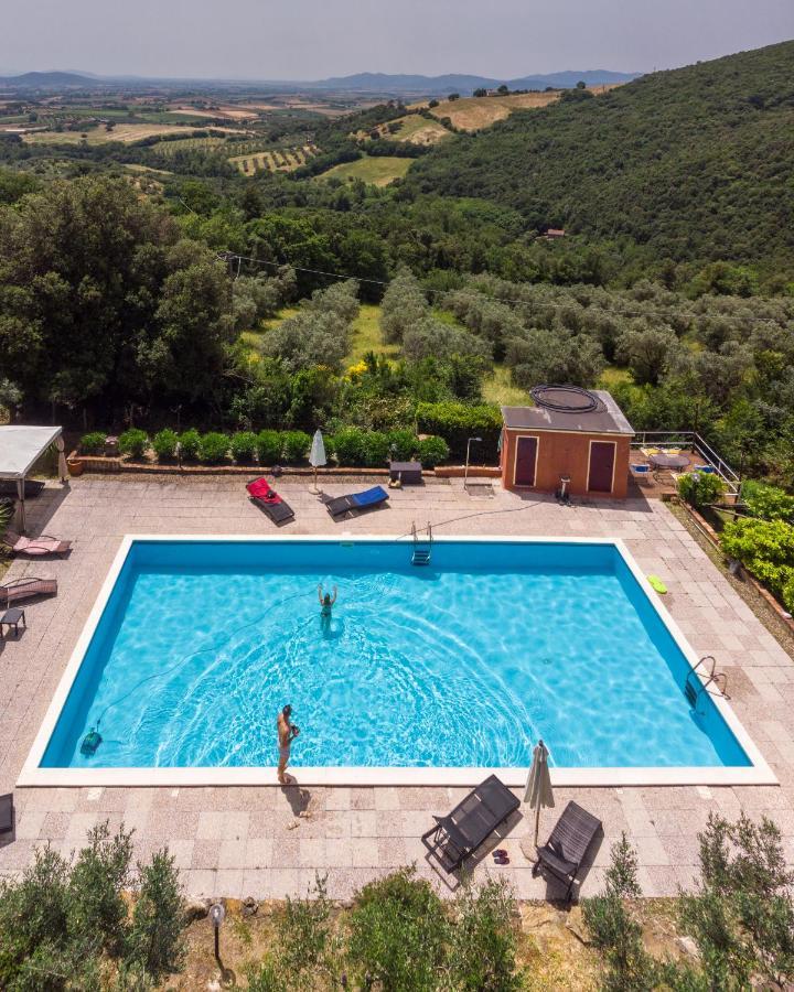 Agriturismo Pereti 로카테데리기 외부 사진