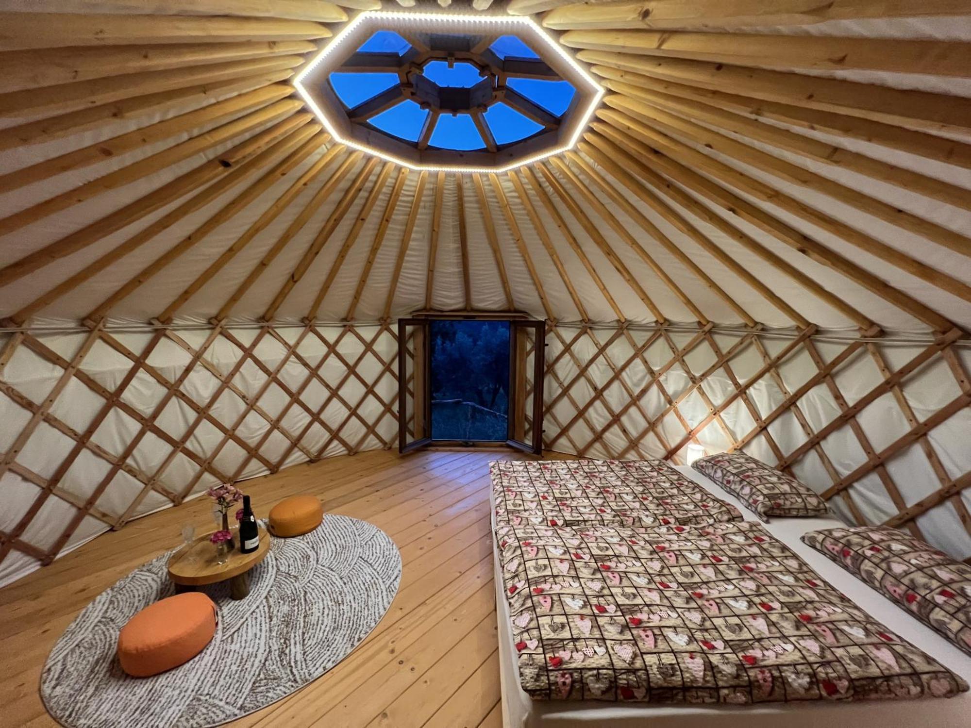 Agriturismo Pereti 로카테데리기 외부 사진