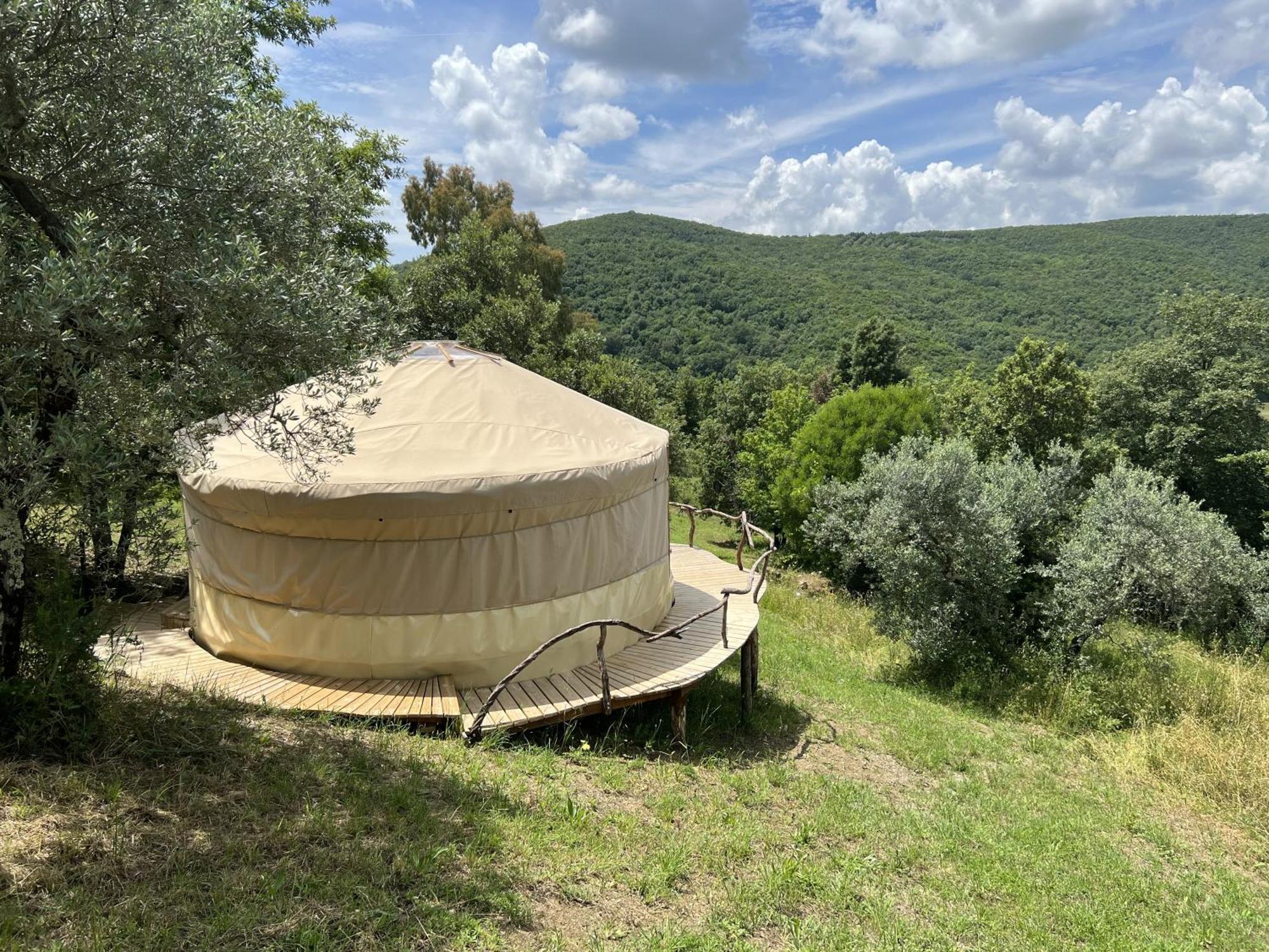 Agriturismo Pereti 로카테데리기 외부 사진