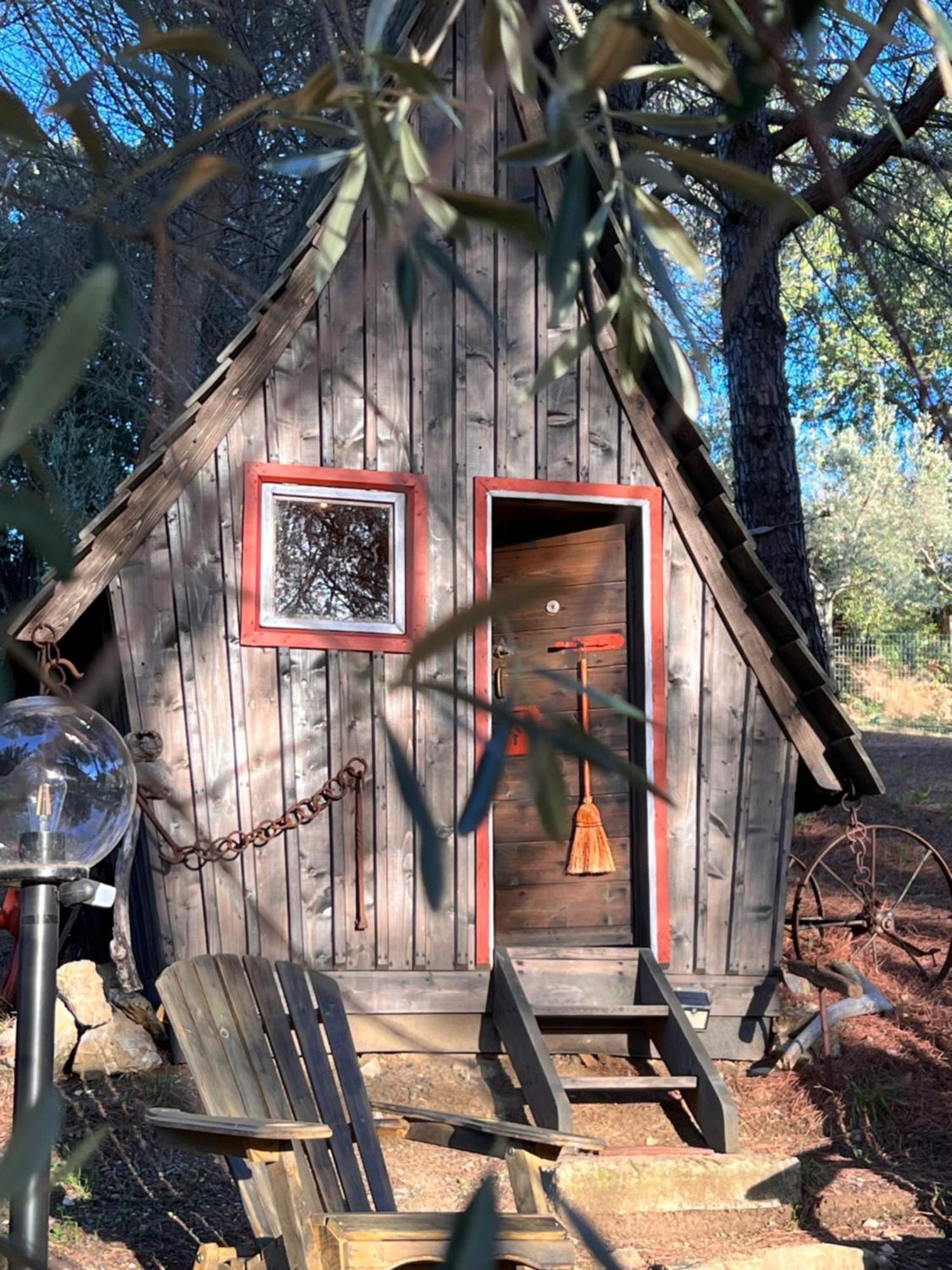 Agriturismo Pereti 로카테데리기 객실 사진