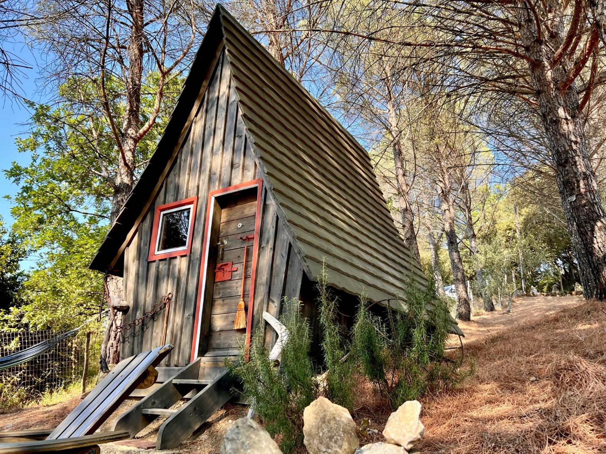 Agriturismo Pereti 로카테데리기 객실 사진